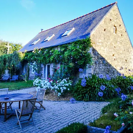Holiday home Maison De Yec'hed Mat, Authentique Et Charmante.